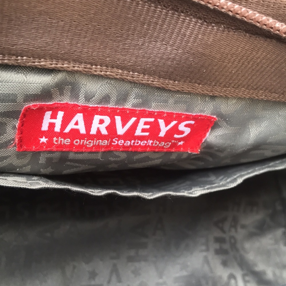 Harvey’s Tan The Original Seatbelt Bag - Picture 10 of 16